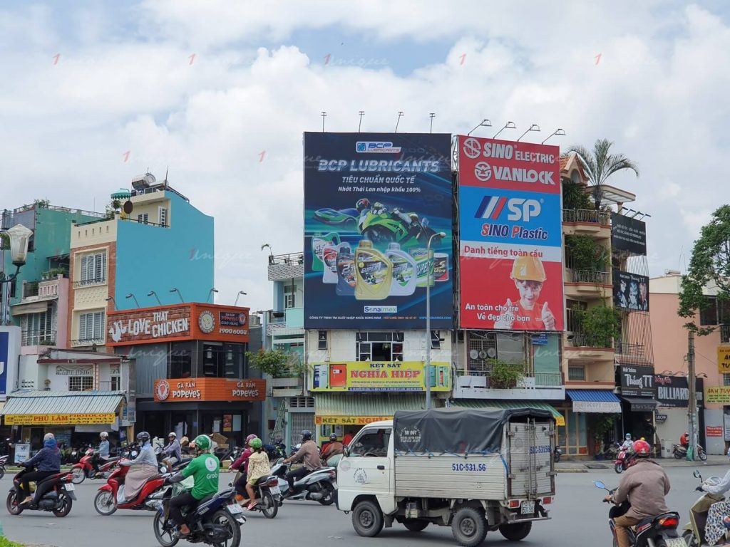 quảng cáo ngoài trời